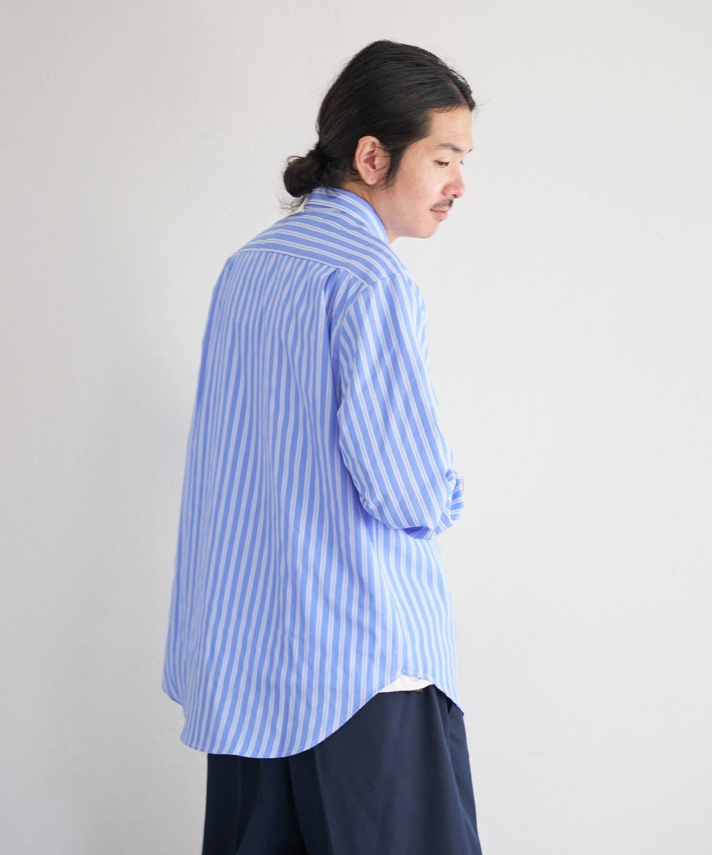 中性款 條紋 圓領襯衫 BM