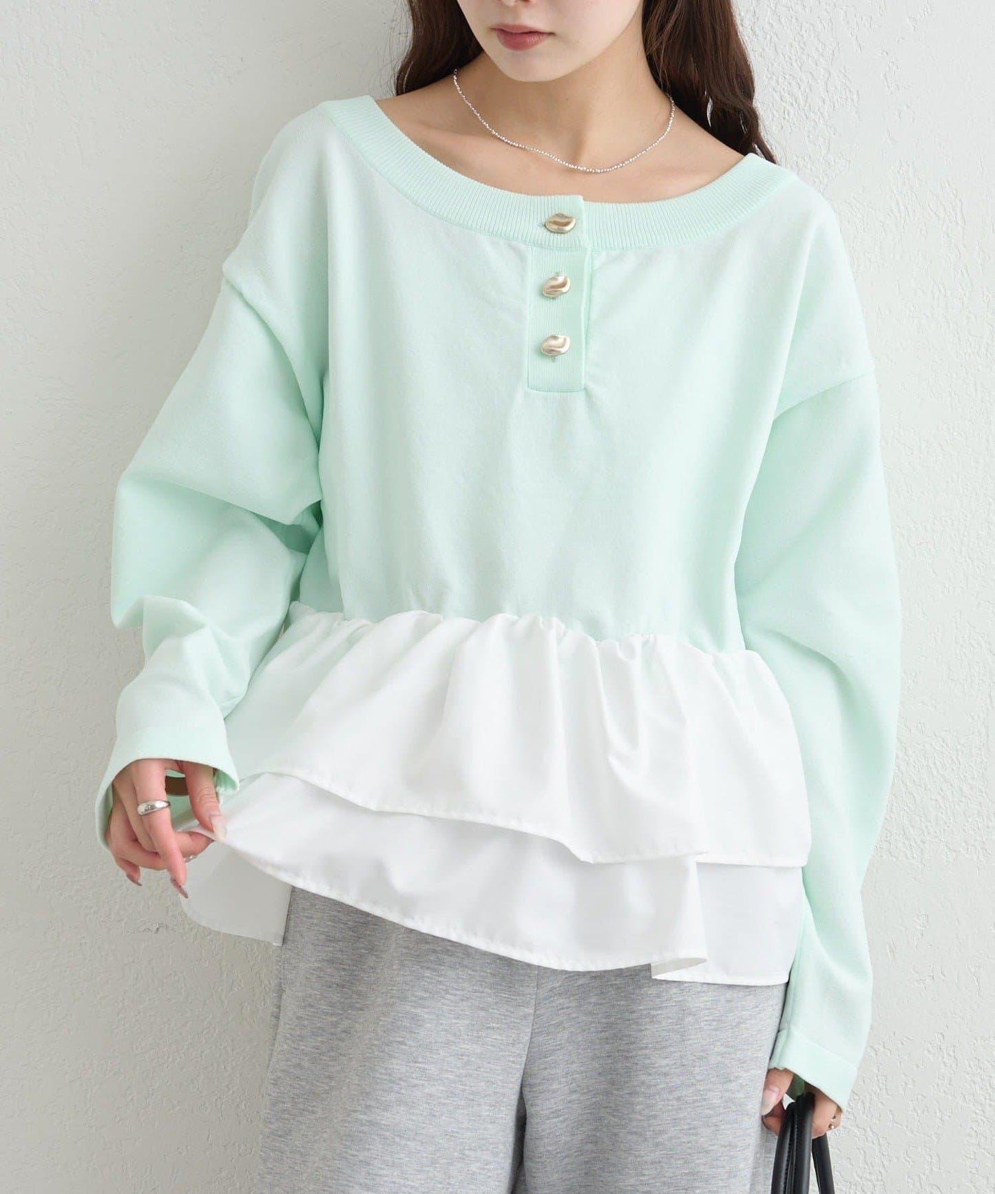 荷葉邊亨利領針織上衣