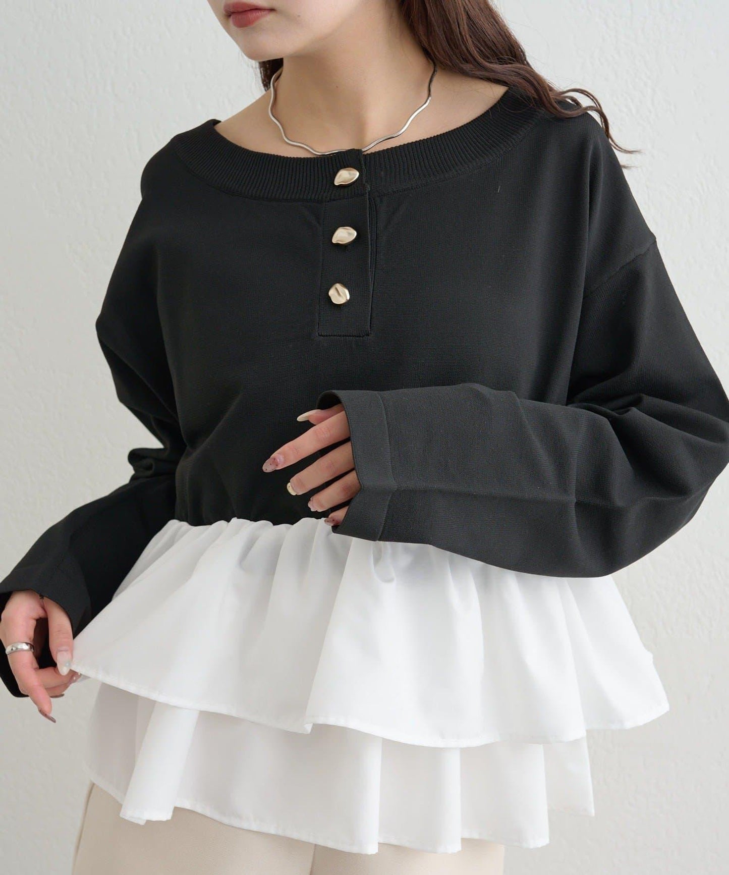 荷葉邊亨利領針織上衣