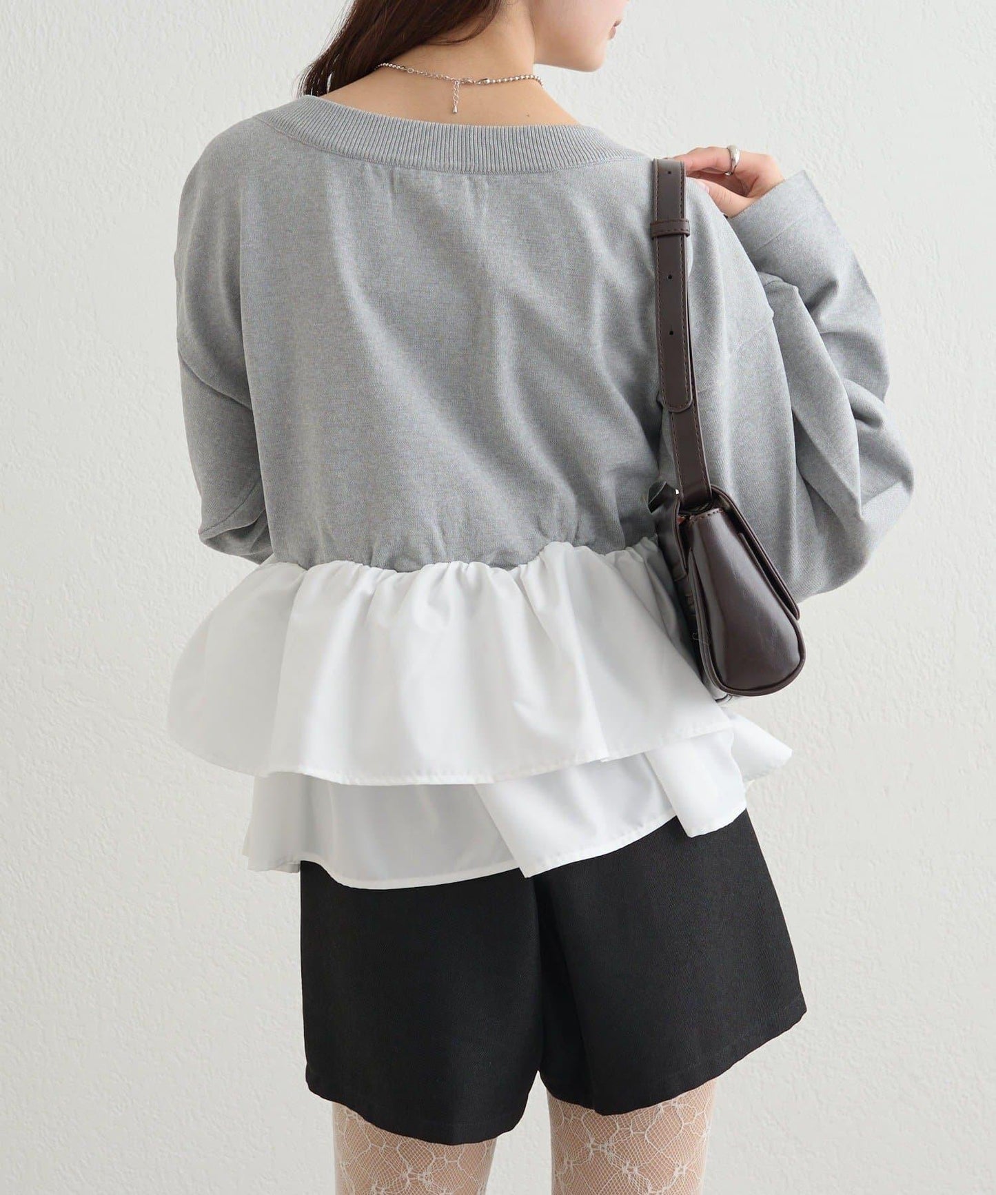 荷葉邊亨利領針織上衣