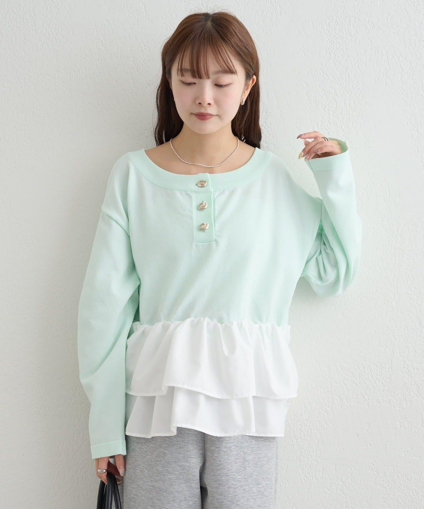 荷葉邊亨利領針織上衣