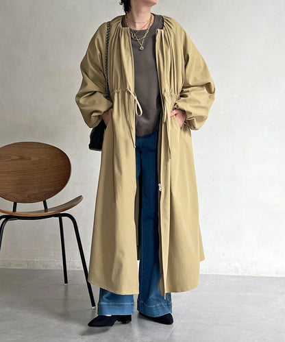 輕量複合面料 蓬鬆版型 套頭上衣