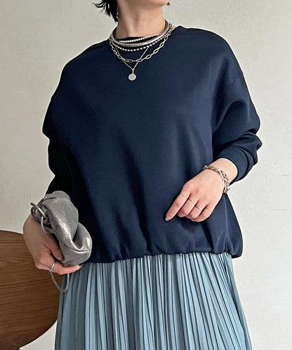 輕量複合面料 蓬鬆版型 套頭上衣