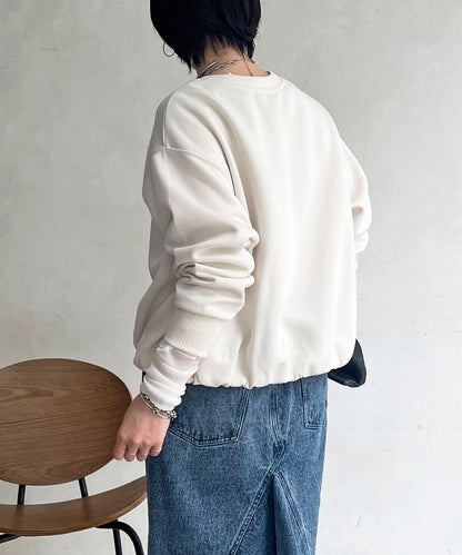 輕量複合面料 蓬鬆版型 套頭上衣