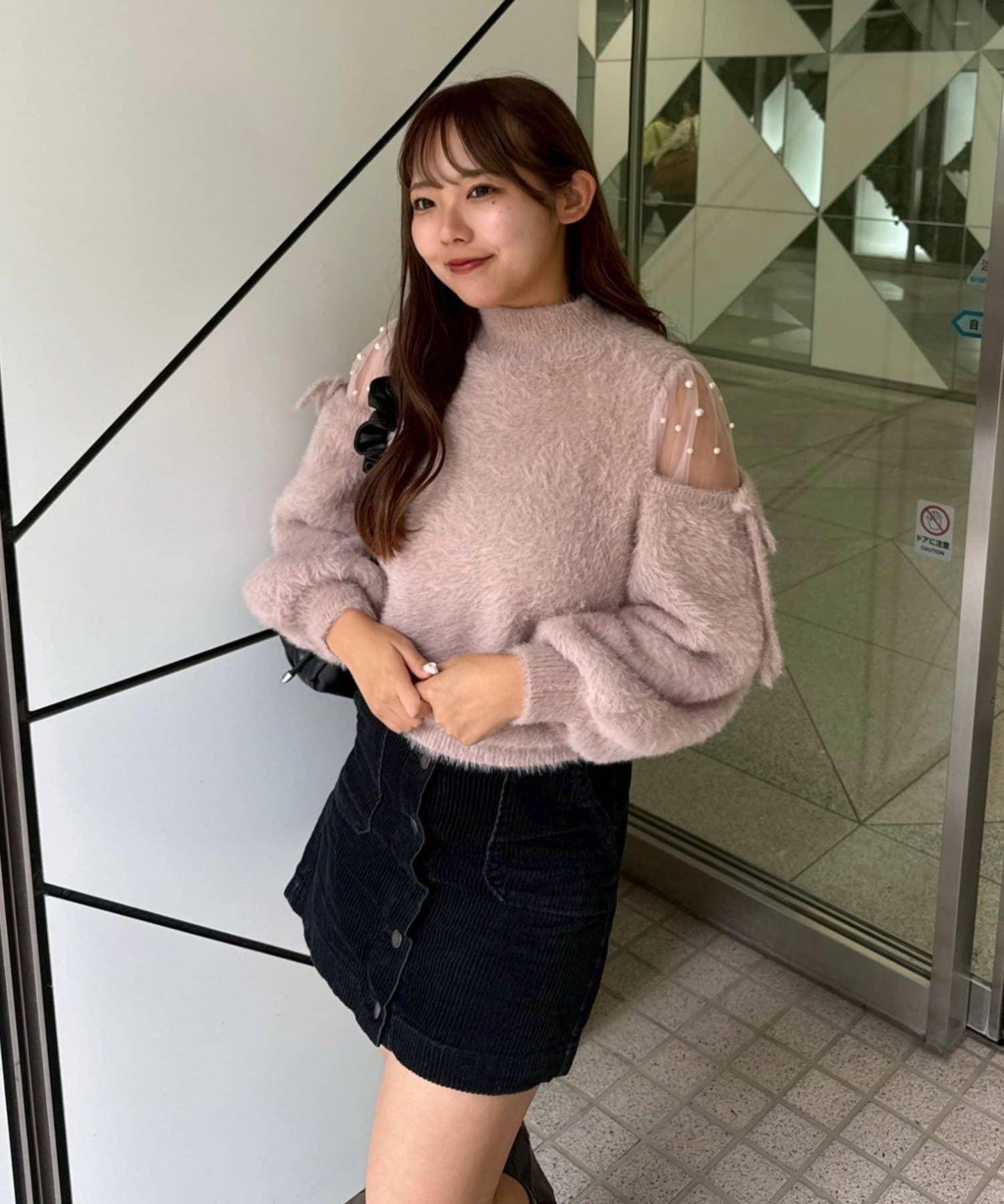 RMAF 露肌珍珠設計針織上衣