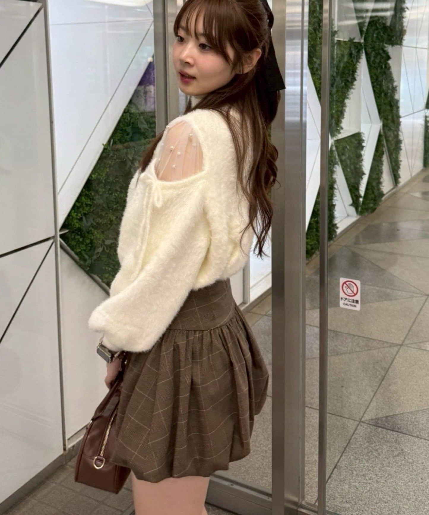 RMAF 露肌珍珠設計針織上衣