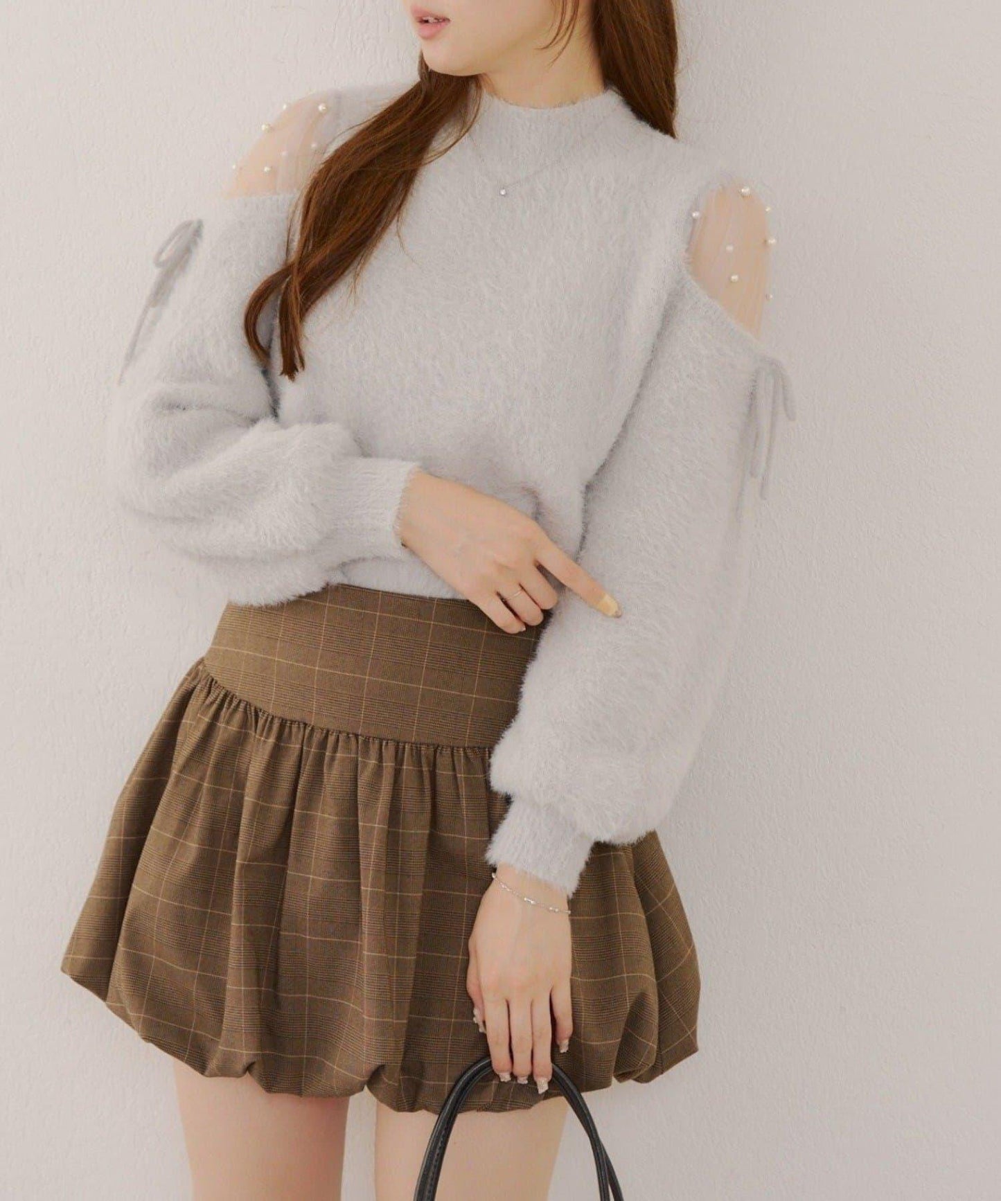 RMAF 露肌珍珠設計針織上衣