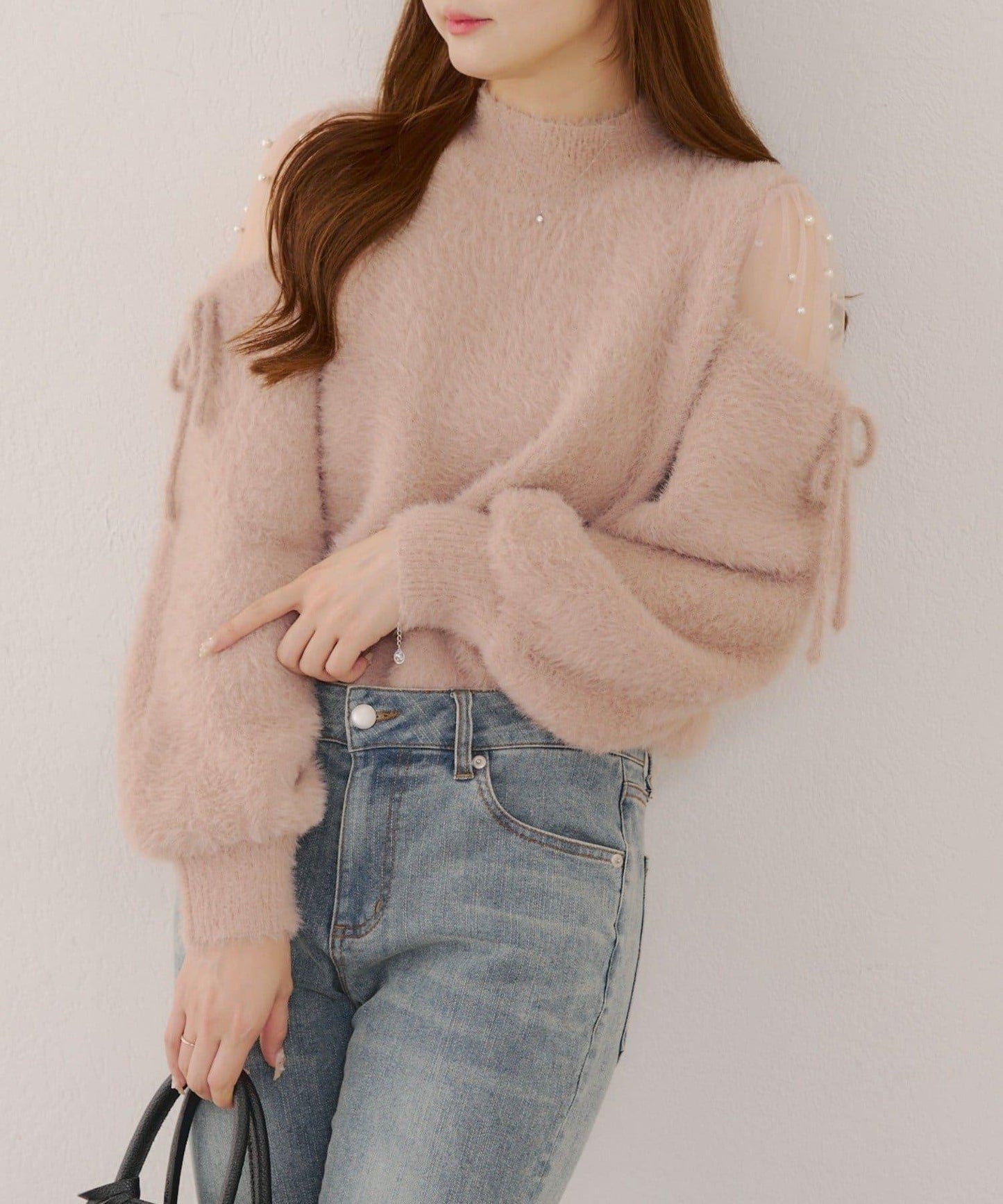 RMAF 露肌珍珠設計針織上衣