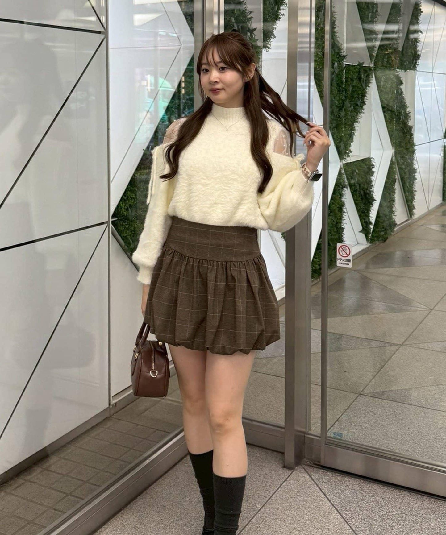 RMAF 露肌珍珠設計針織上衣