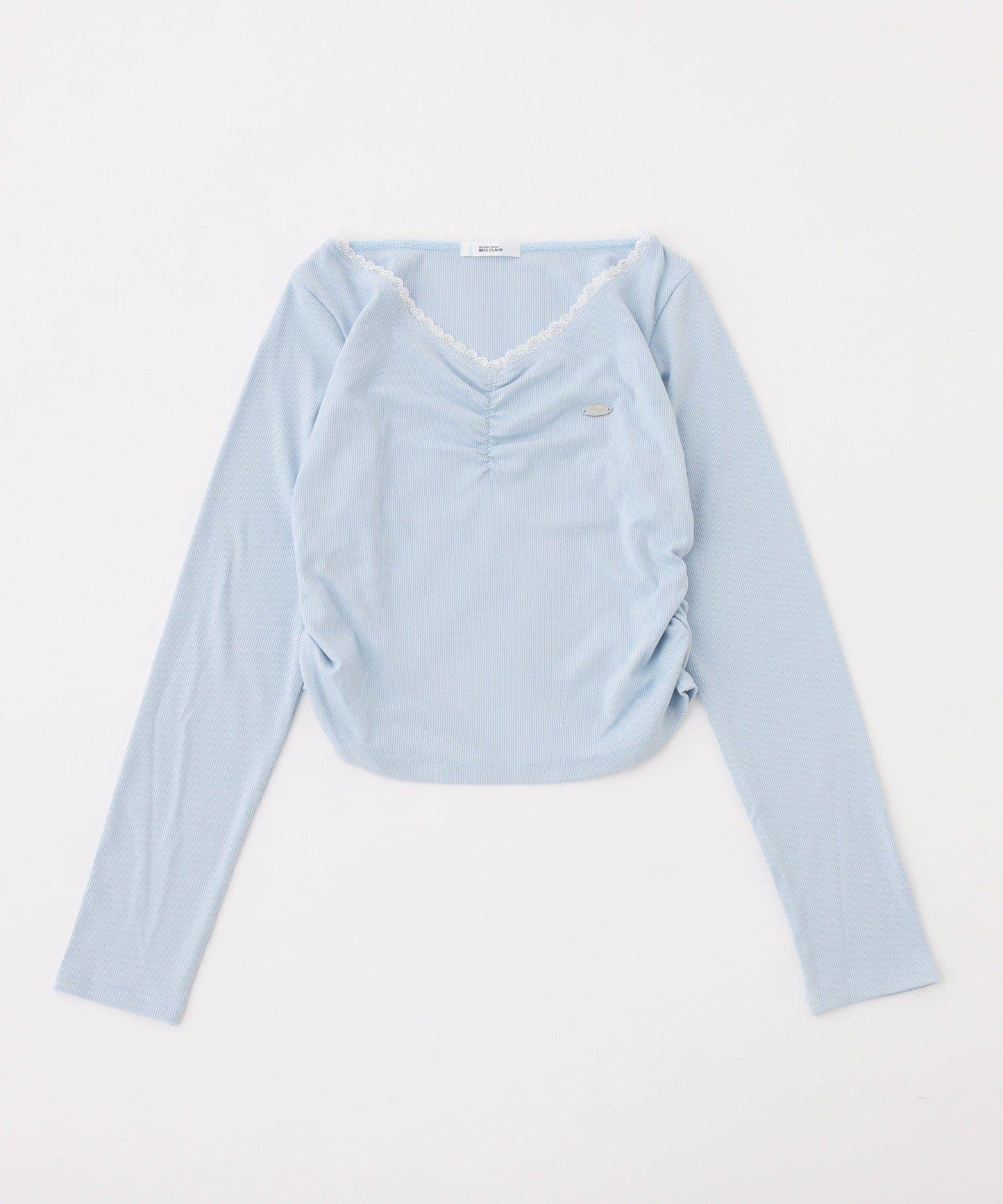 金屬裝飾前抽褶上衣