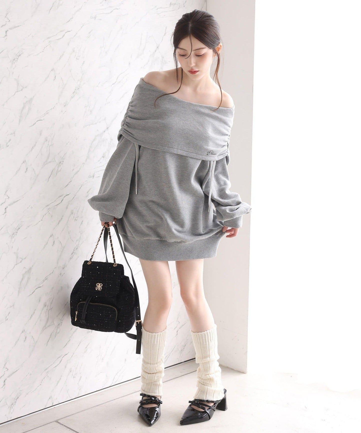 露肩連帽衛衣連衣裙
