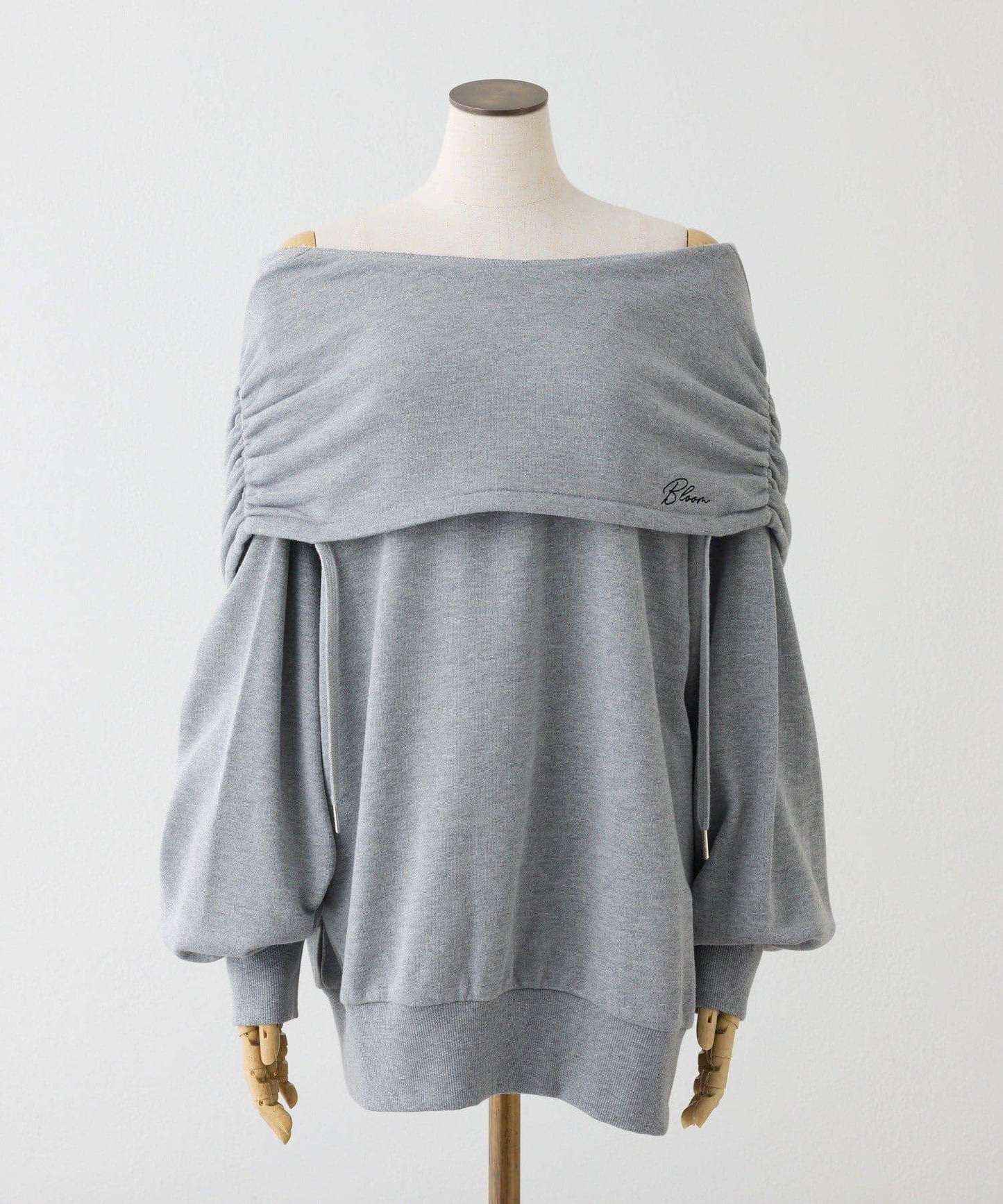 露肩連帽衛衣連衣裙