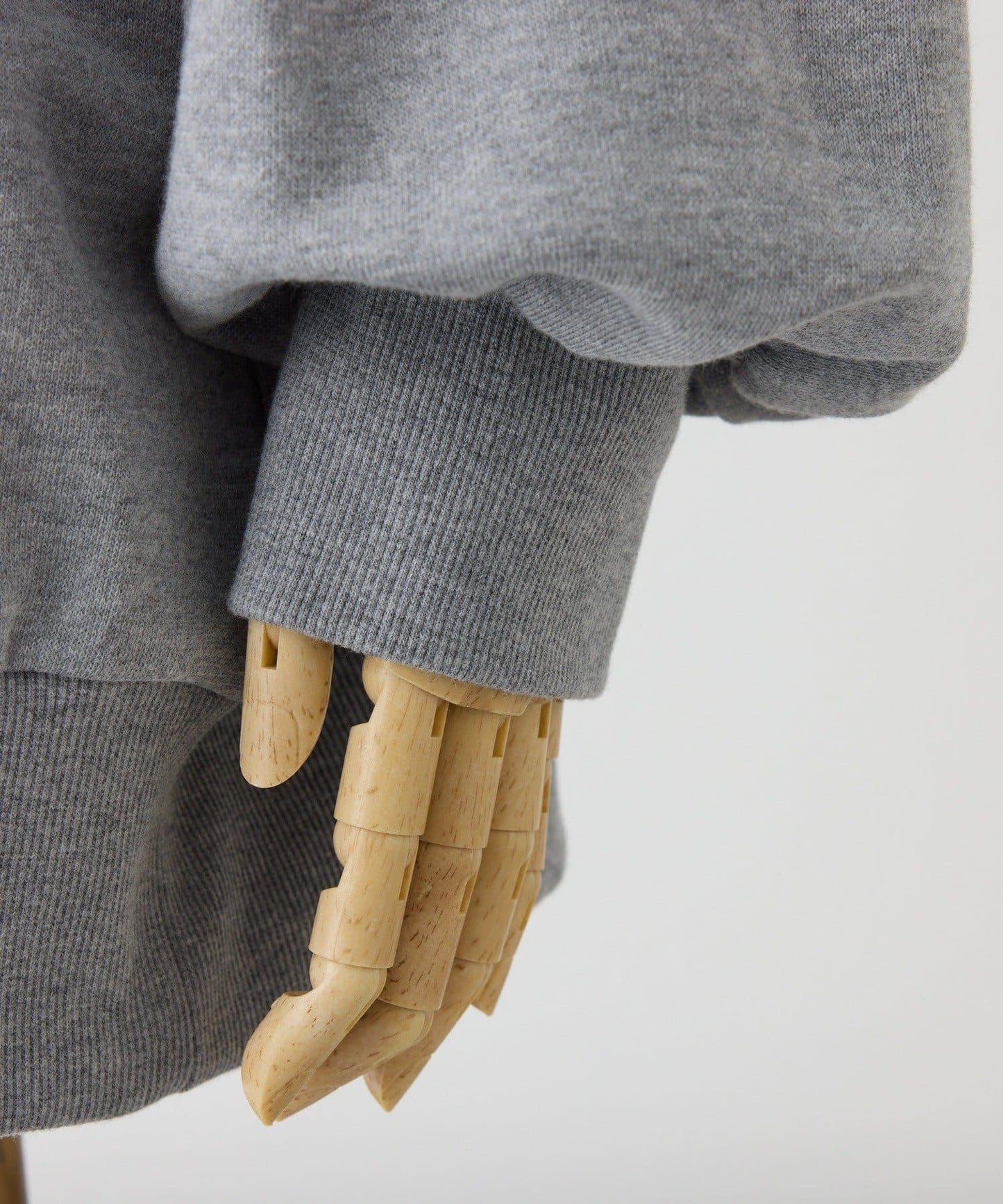 露肩連帽衛衣連衣裙