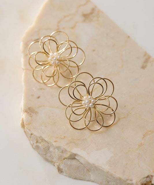 花朵珍珠金屬線設計耳環