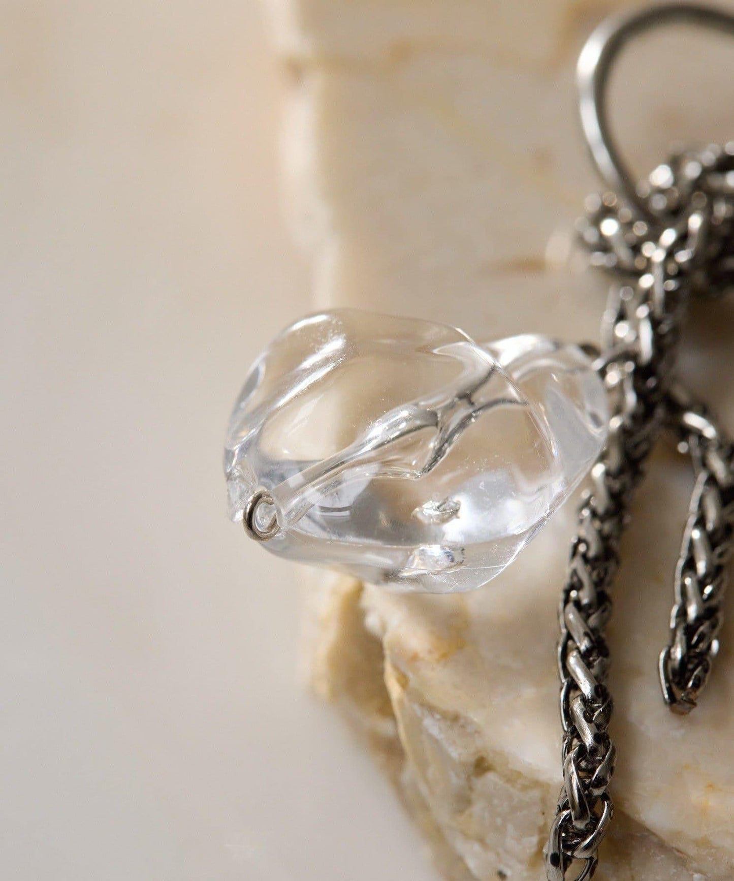 鏈條拼接透明樹脂耳環