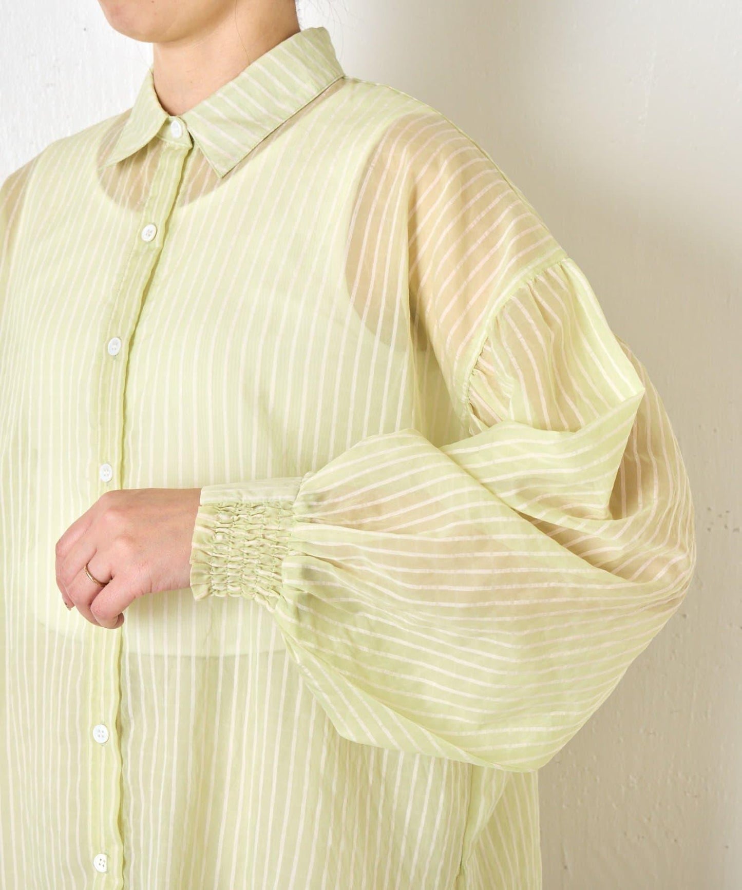 透紗條紋 中長款襯衫