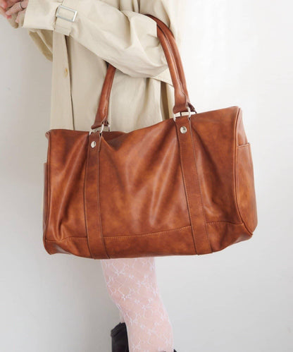 大容量 鉚釘設計 大號波士頓包