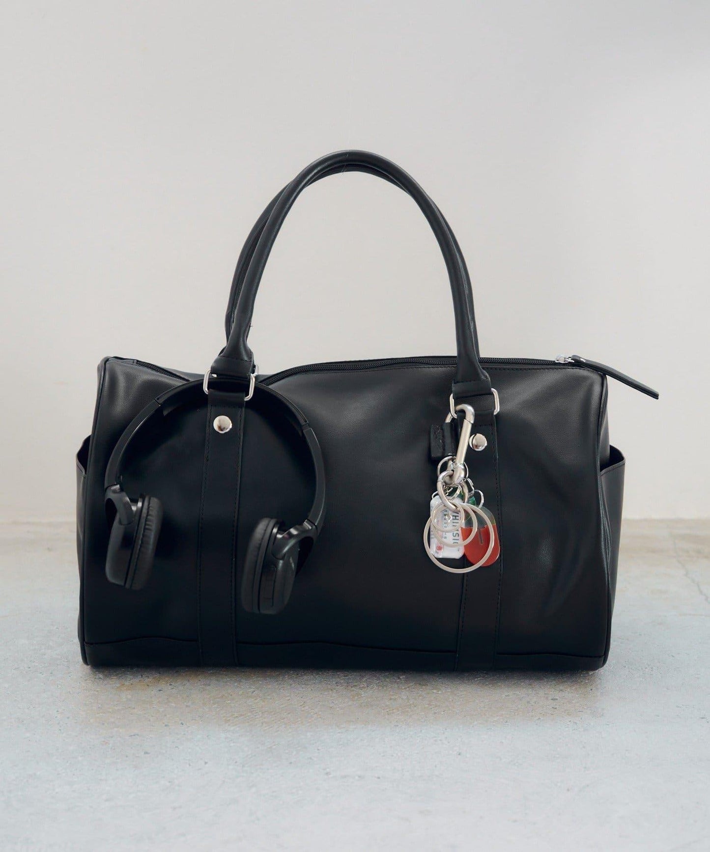 大容量 鉚釘設計 大號波士頓包