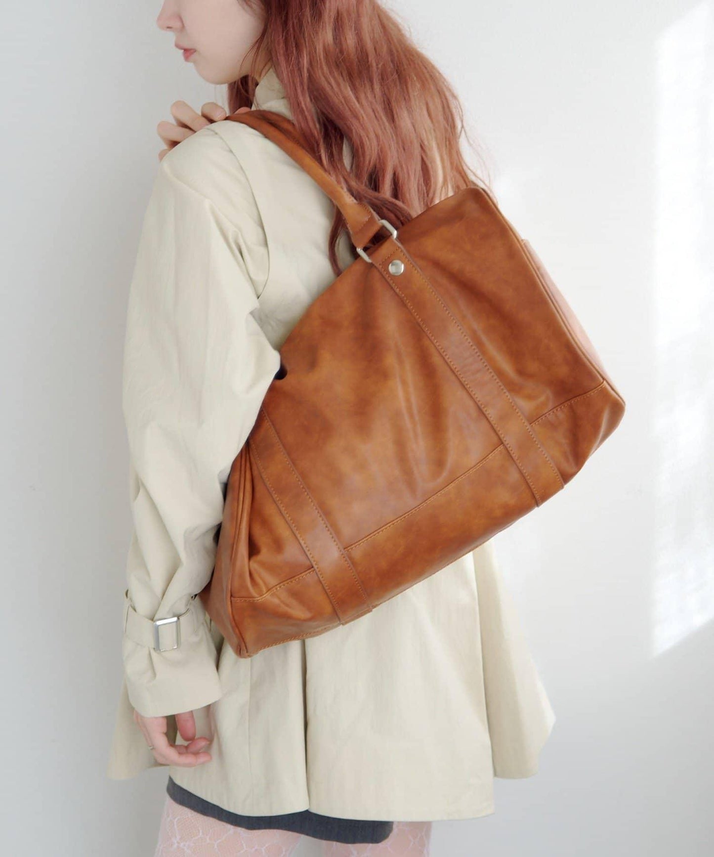 大容量 鉚釘設計 大號波士頓包