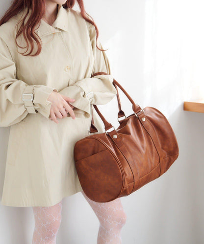 大容量 鉚釘設計 大號波士頓包