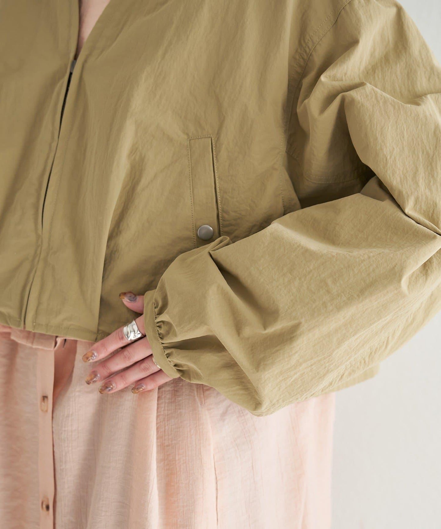 無領設計 尼龍 夾克 B款