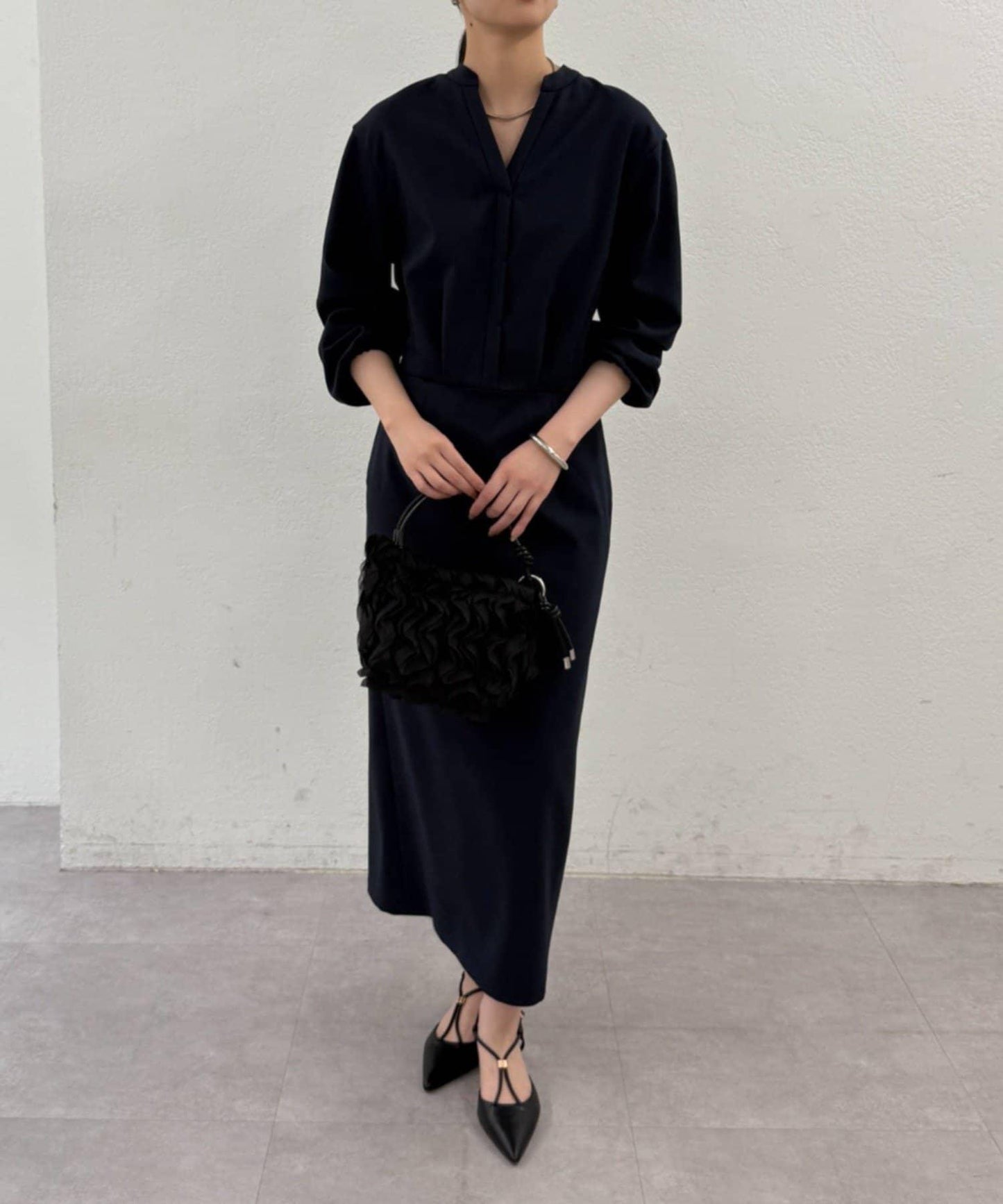 亞麻感 V領 連衣裙