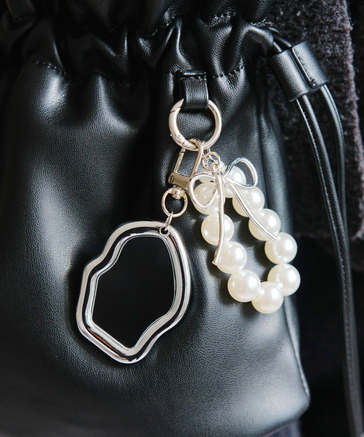 珍珠蝴蝶結掛件