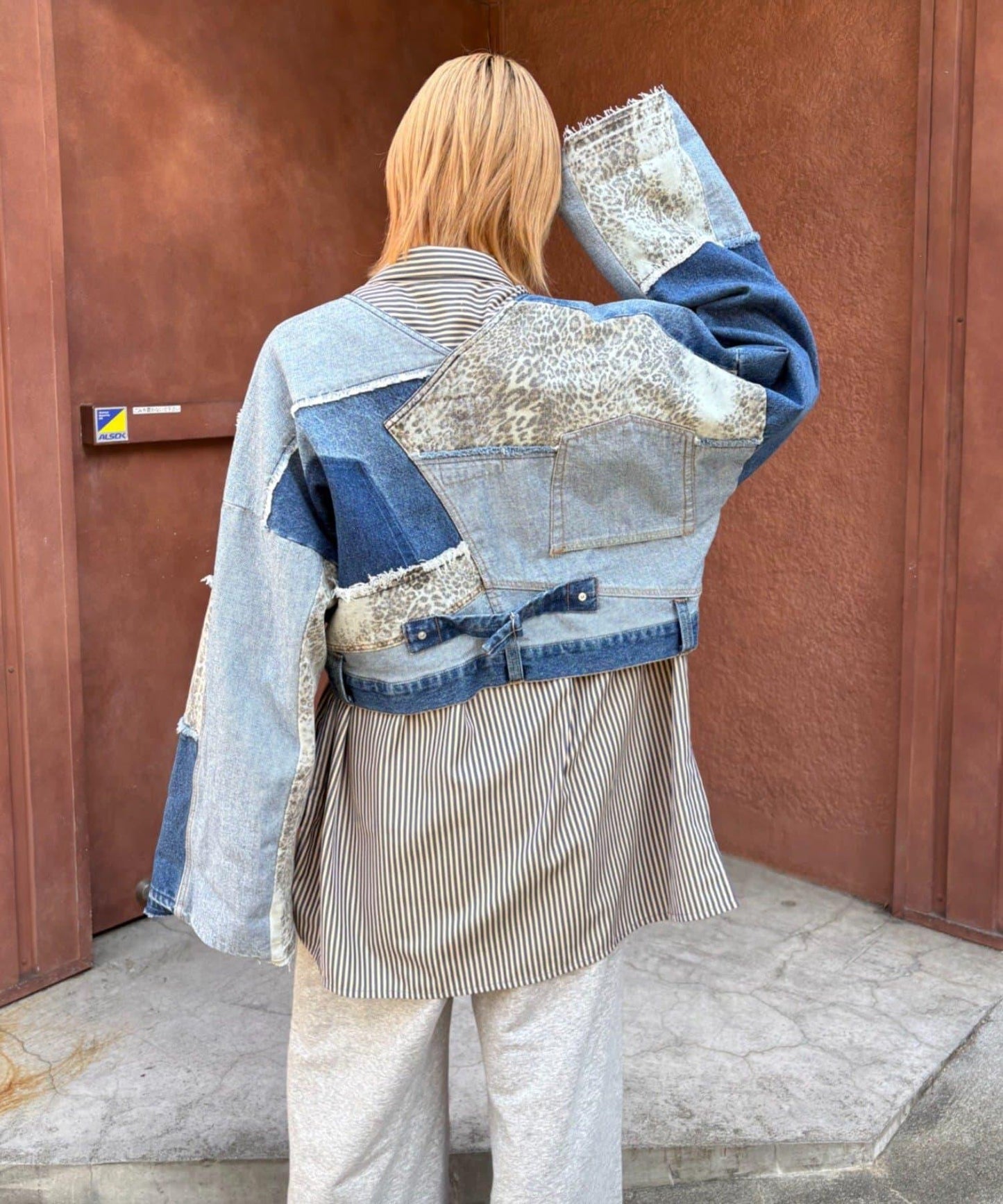 牛仔拼接短款夾克（展示會款）