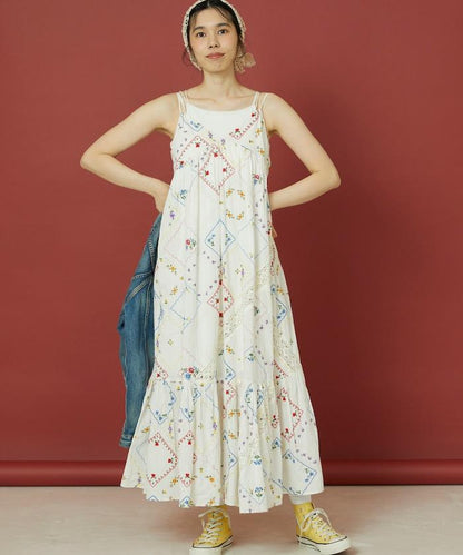 花朵手帕刺繡 吊帶 連衣裙