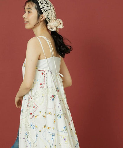 花朵手帕刺繡 吊帶 連衣裙
