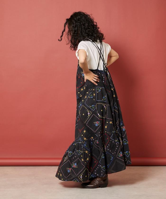 花朵手帕刺繡 吊帶 連衣裙