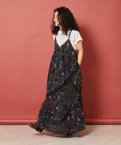 花朵手帕刺繡 吊帶 連衣裙