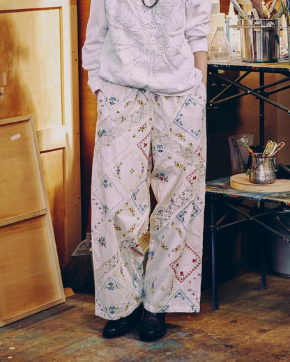 花卉手帕刺繡 褲子