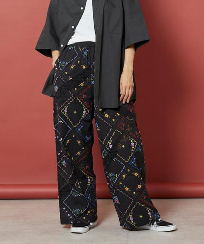 花卉手帕刺繡 褲子