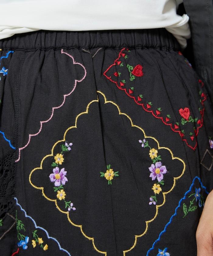 花卉手帕刺繡 褲子