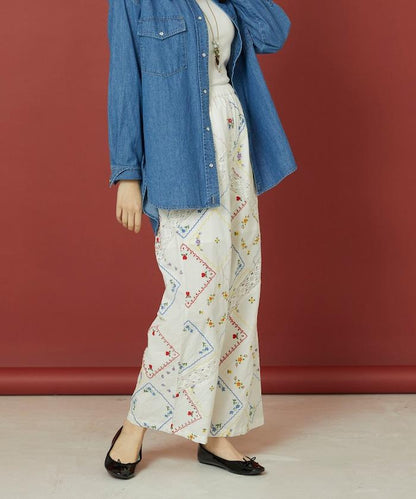 花卉手帕刺繡 褲子