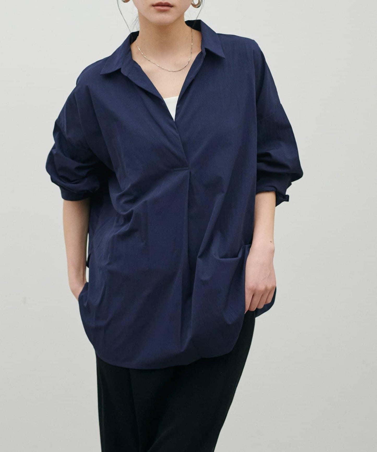 開領設計 長袖襯衫