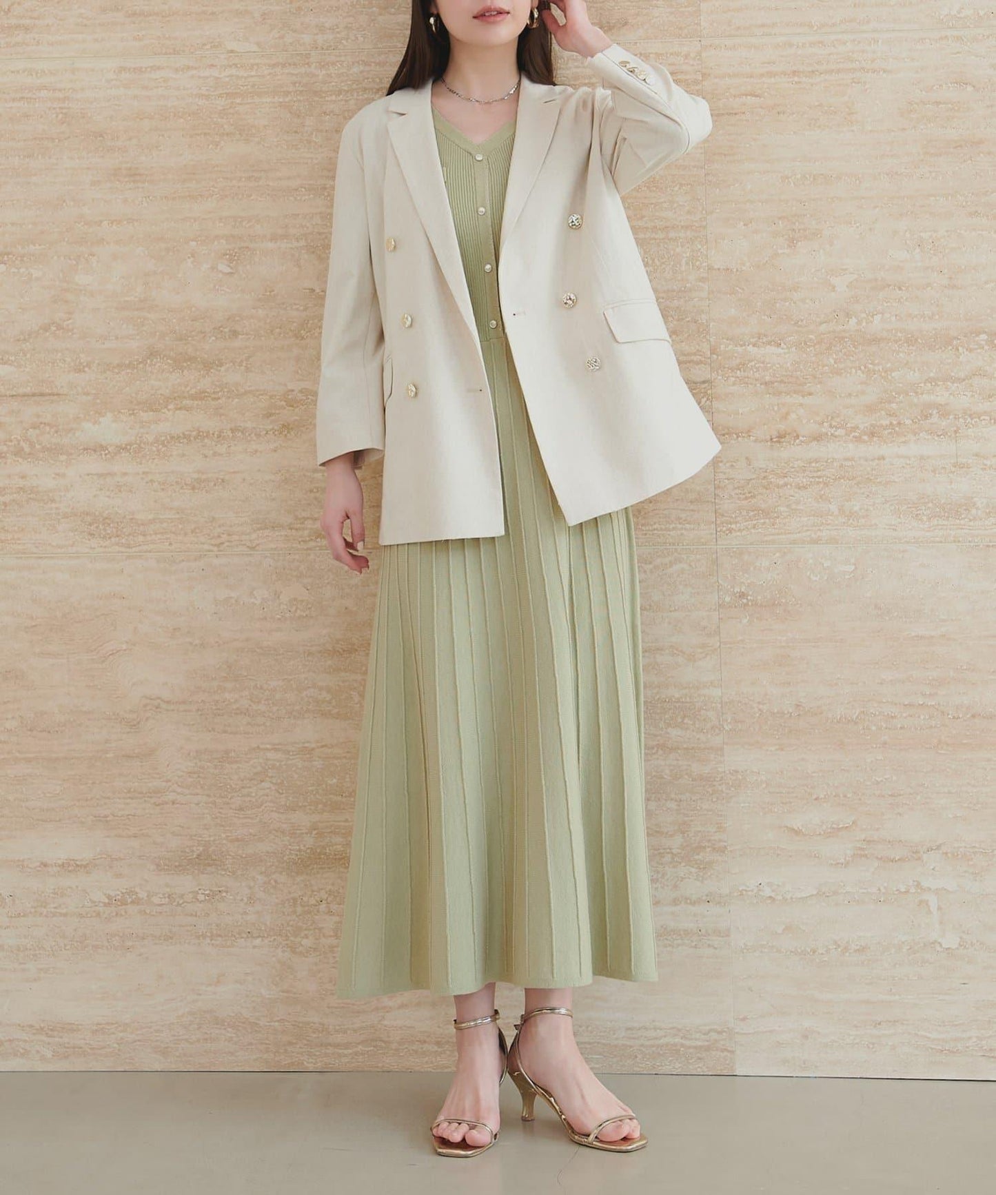 亮片褶皺針織連衣裙