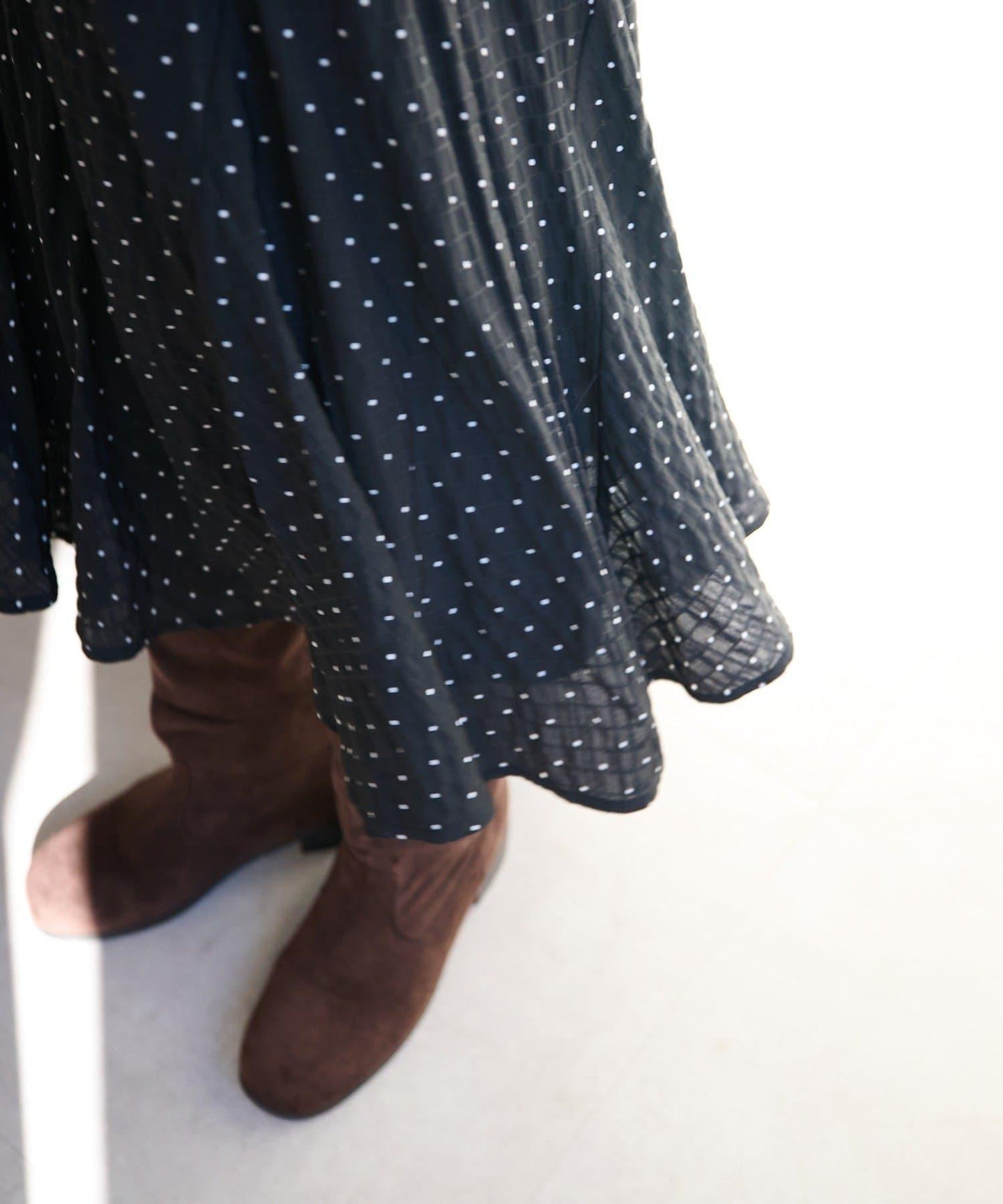 波點透紗中長半身裙