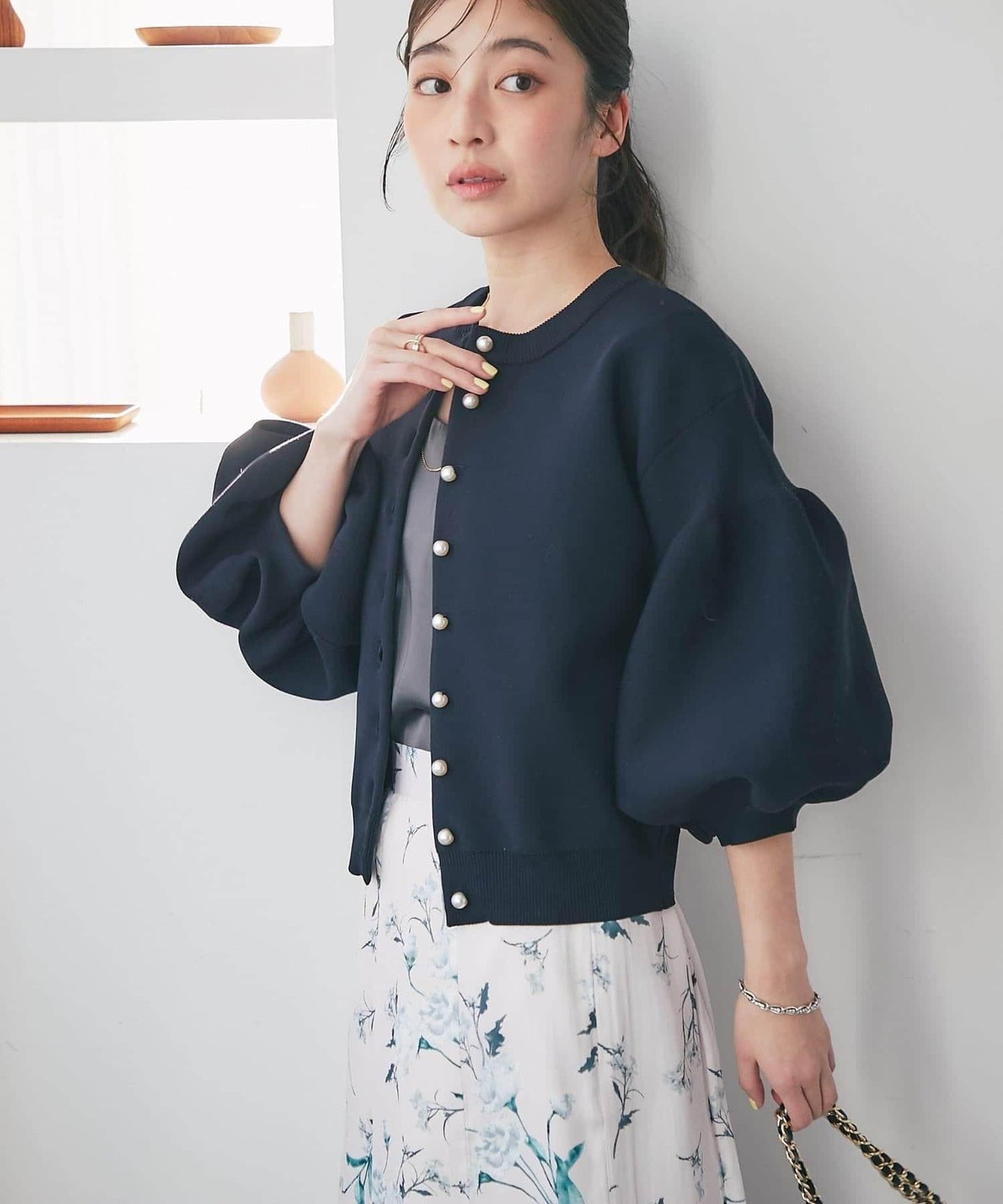 泡泡袖珍珠裝飾針織開衫