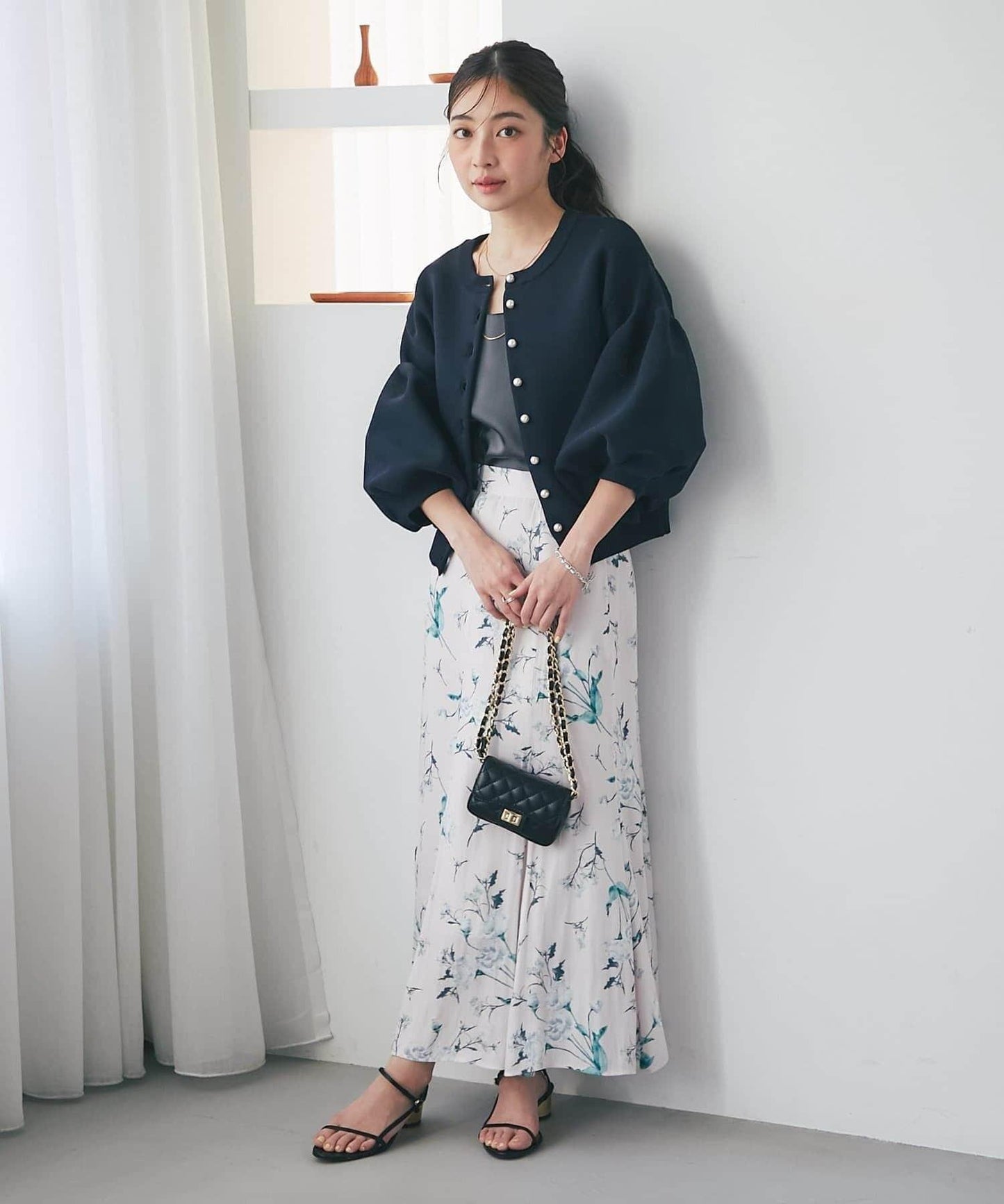 泡泡袖珍珠裝飾針織開衫