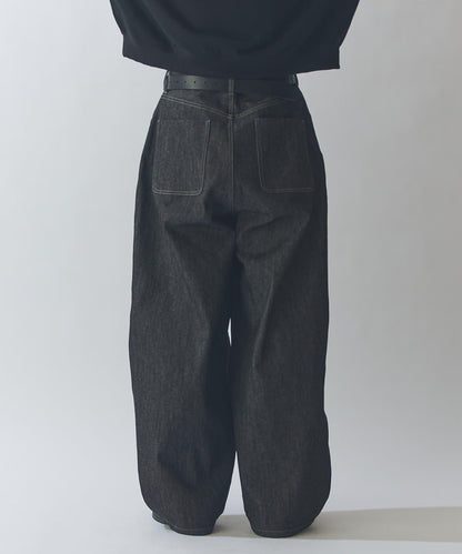 硬挺塔克設計氣球廓形牛仔褲