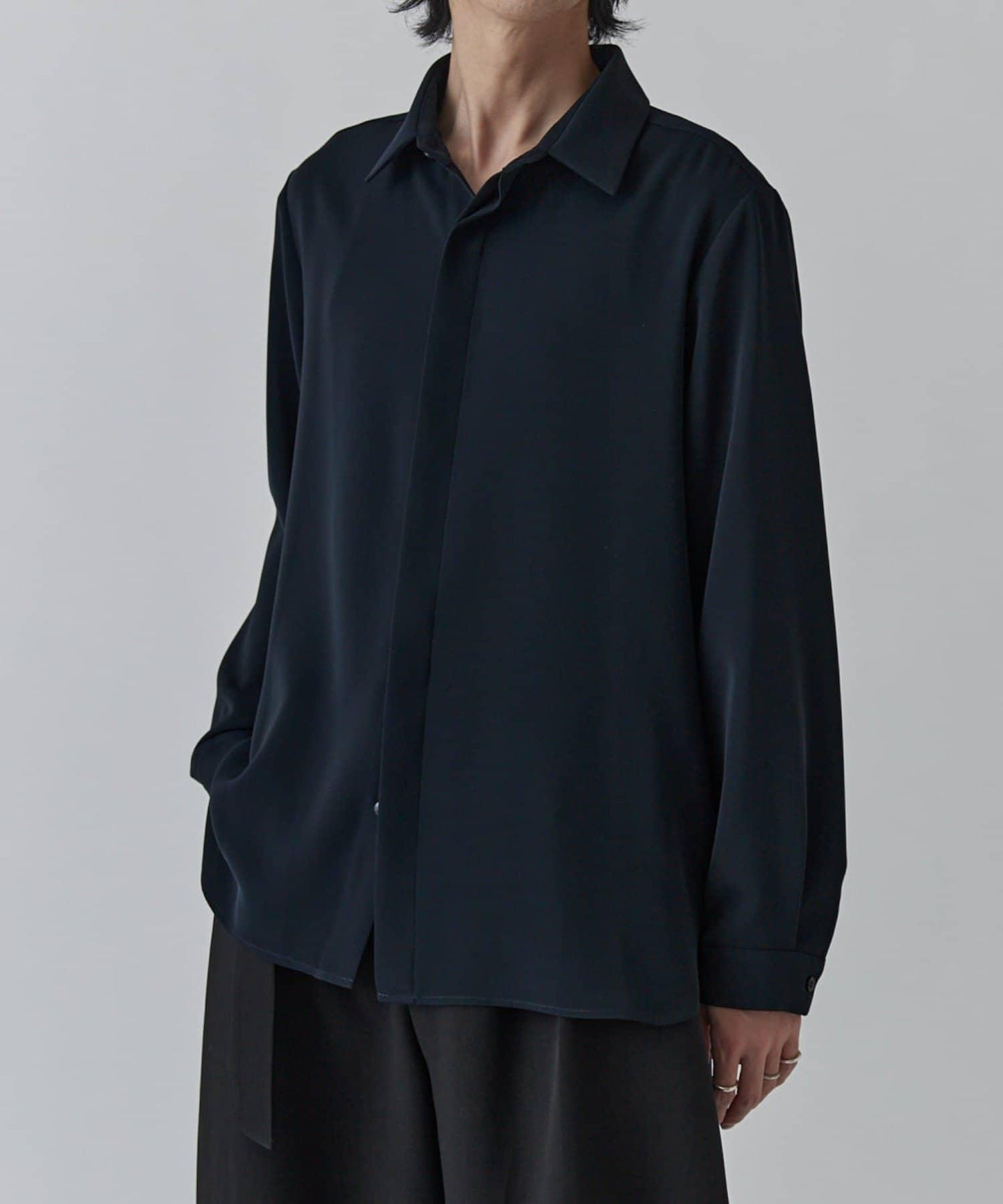 軟觸感基礎襯衫