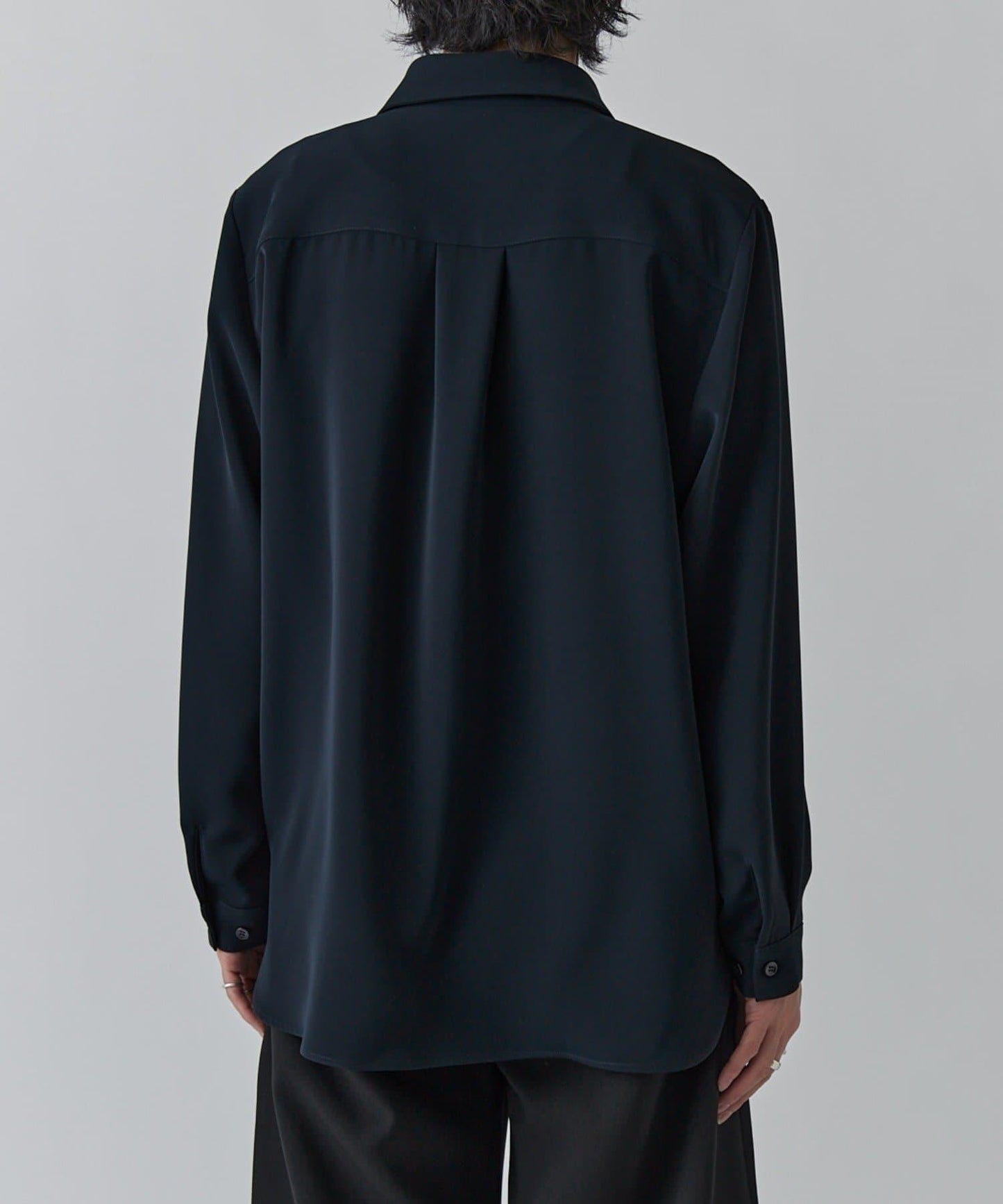 軟觸感基礎襯衫