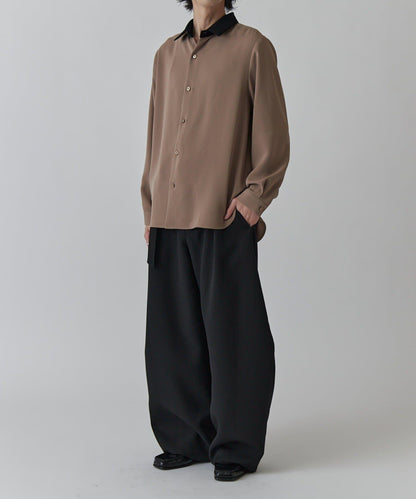 柔軟觸感拼色領襯衫