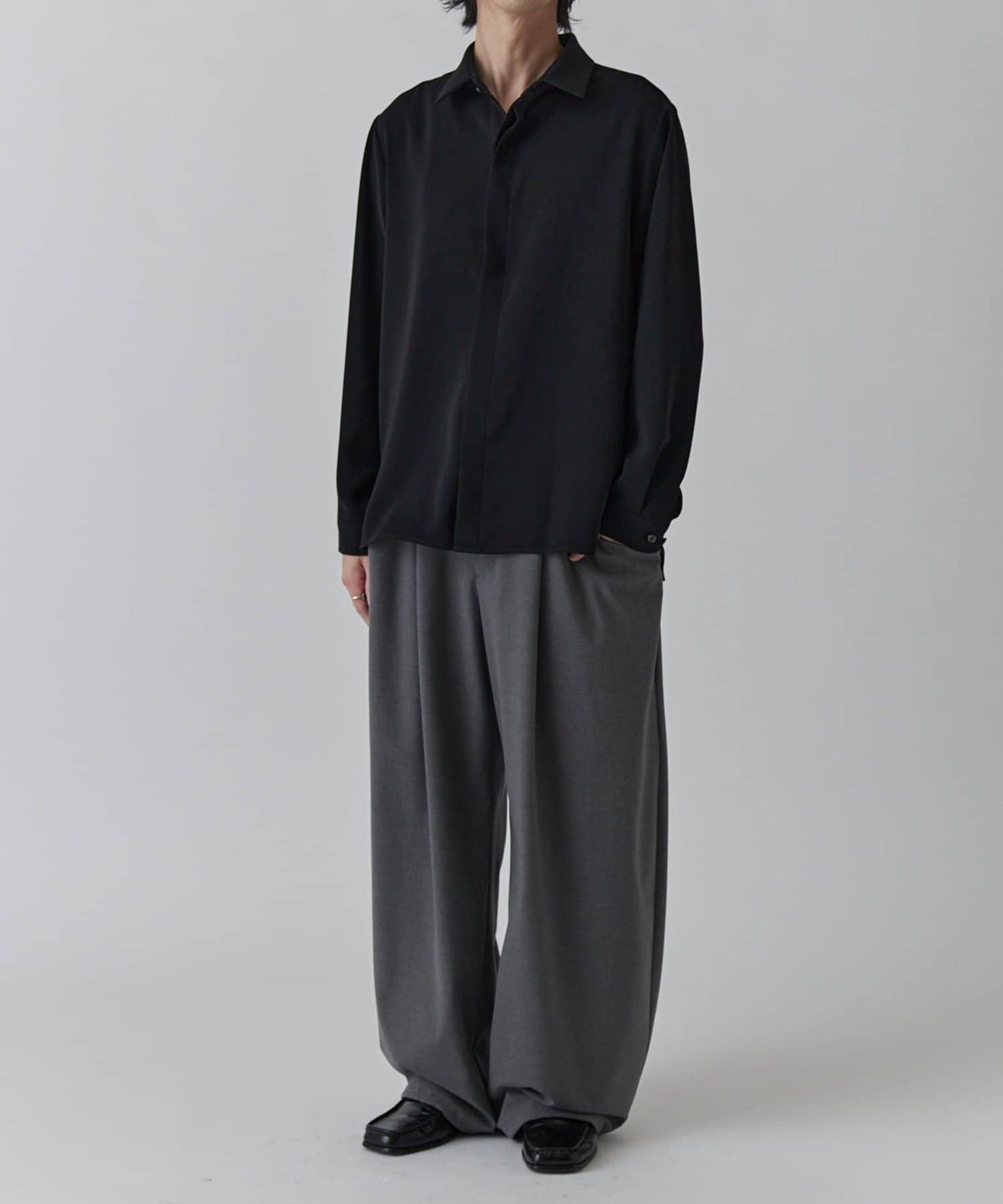 軟觸感基礎襯衫