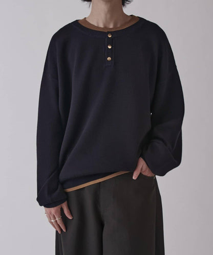 疊穿設計亨利領上衣