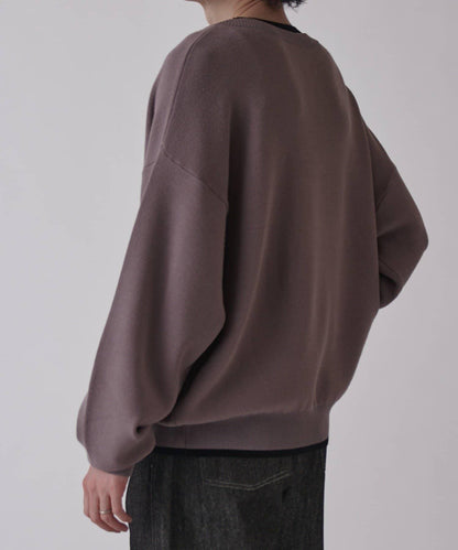 疊穿設計亨利領上衣