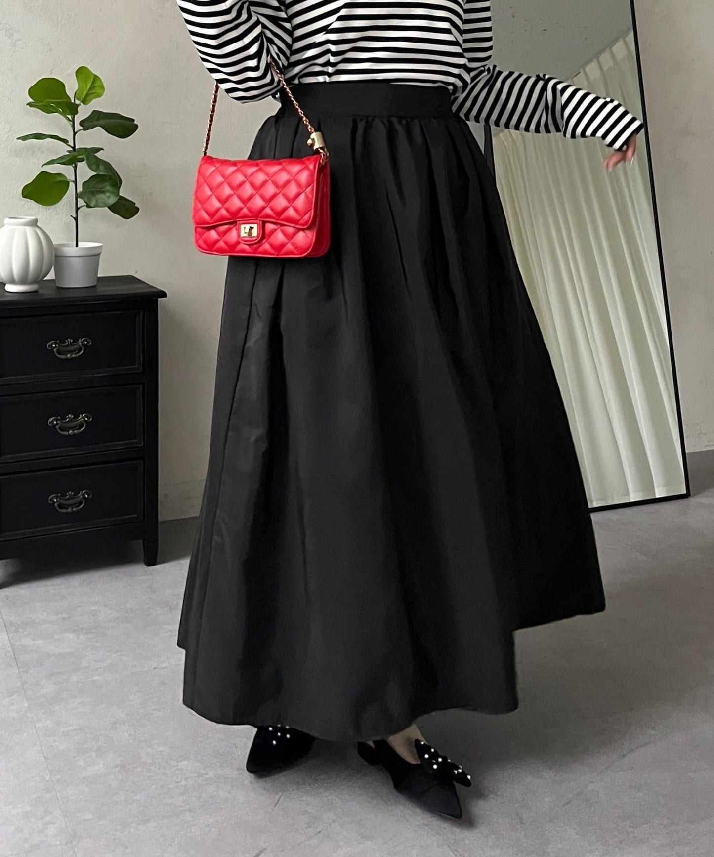 蓬鬆塔夫綢傘擺半身裙