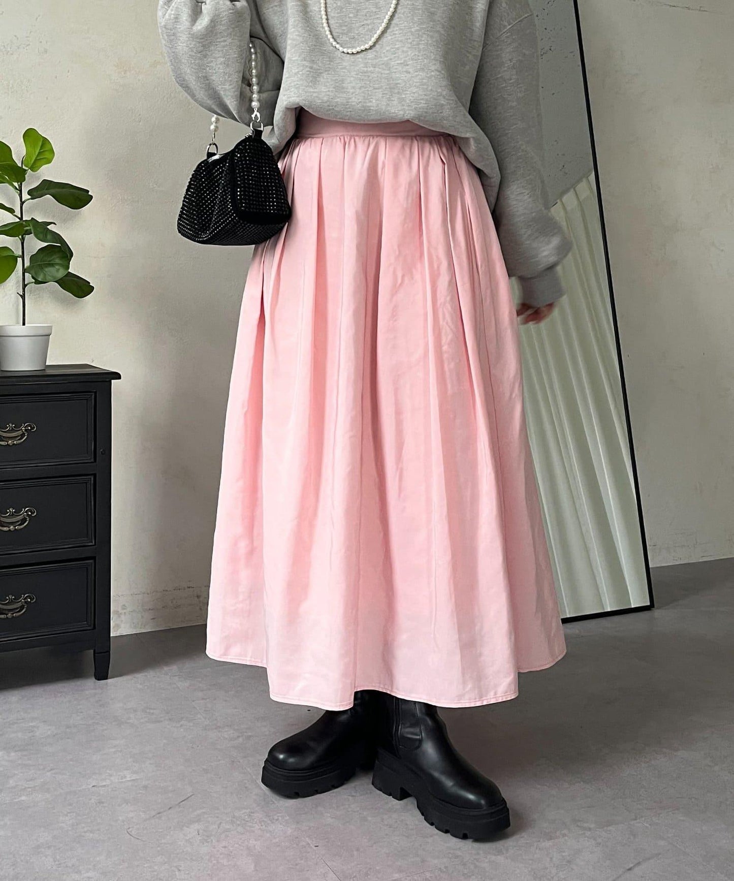 蓬鬆塔夫綢傘擺半身裙